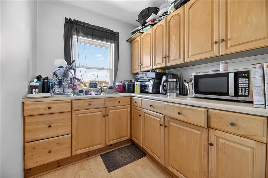 528 Charles Street Providence RI 02904