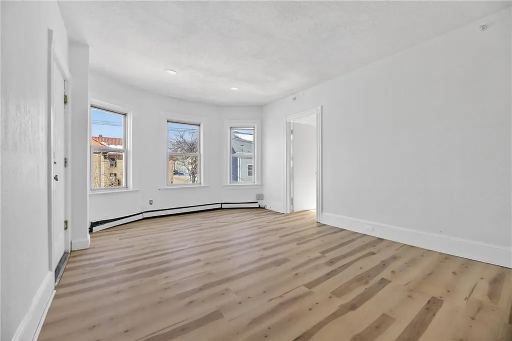 528 Charles Street Providence RI 02904