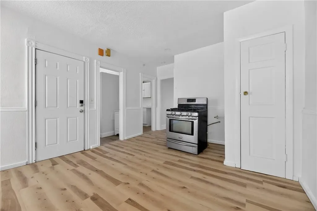 528 Charles Street Providence RI 02904