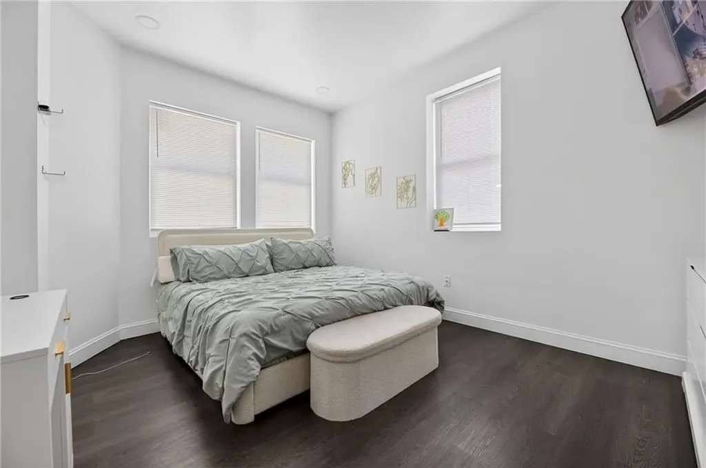 528 Charles Street Providence RI 02904