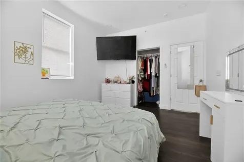 528 Charles Street Providence RI 02904