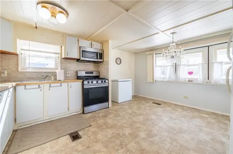 23 Lane B Lane Coventry RI 02816