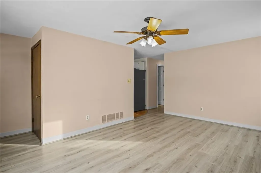 57 Whirlaway Place Pawtucket RI 02861