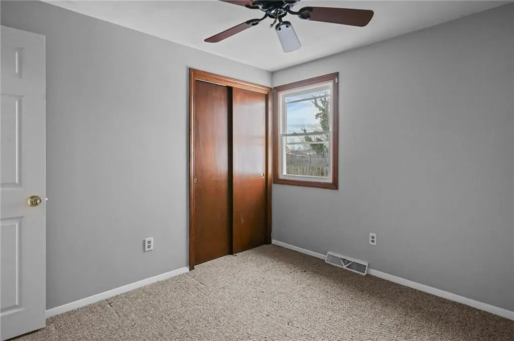 57 Whirlaway Place Pawtucket RI 02861