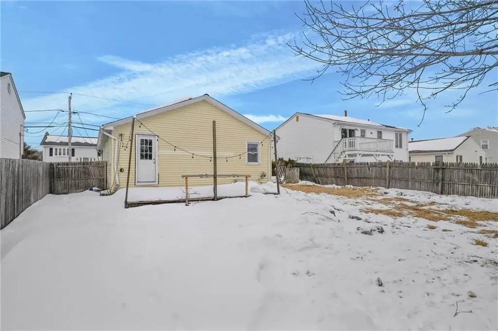 57 Whirlaway Place Pawtucket RI 02861