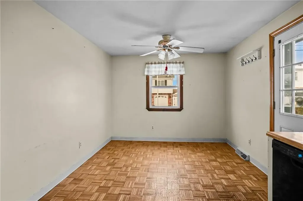 57 Whirlaway Place Pawtucket RI 02861