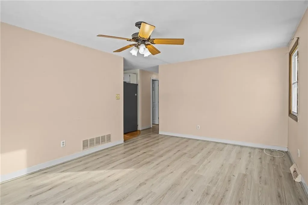 57 Whirlaway Place Pawtucket RI 02861