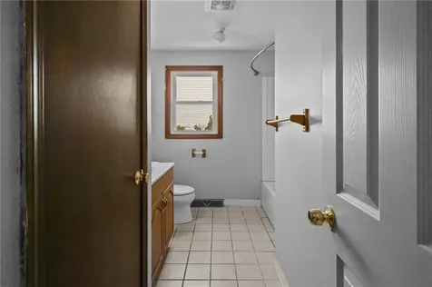 57 Whirlaway Place Pawtucket RI 02861