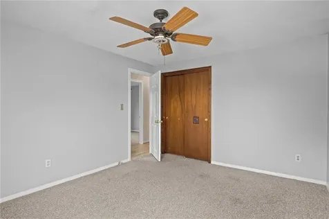 57 Whirlaway Place Pawtucket RI 02861