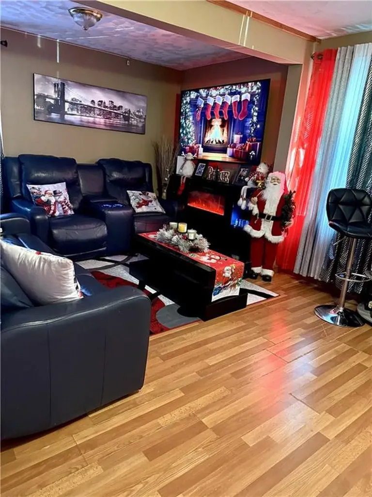 112 Hugo Street Providence RI 02904