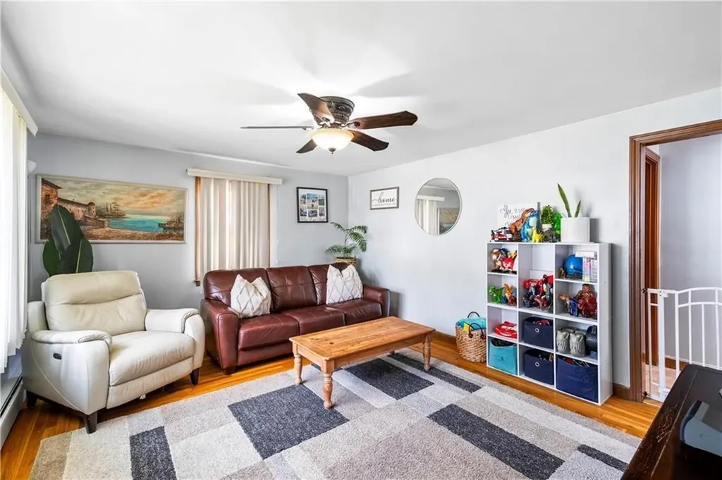 46 Auburn Avenue Johnston RI 02919