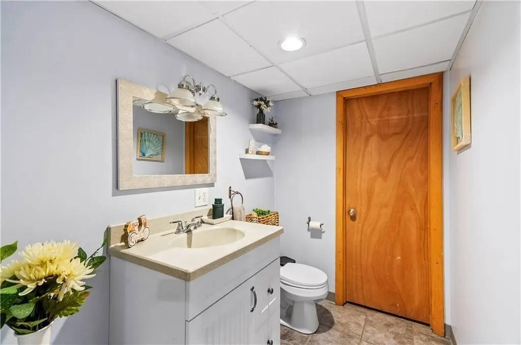 46 Auburn Avenue Johnston RI 02919