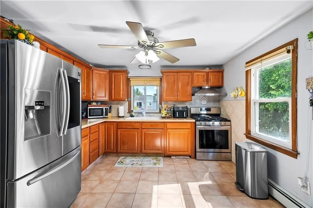 46 Auburn Avenue Johnston RI 02919