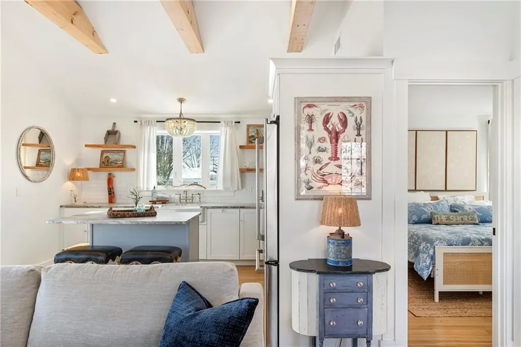 17 Goose Island Road Narragansett RI 02882