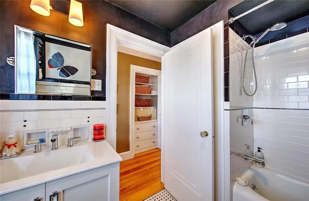 6 Alfred Stone Road Providence RI 02906