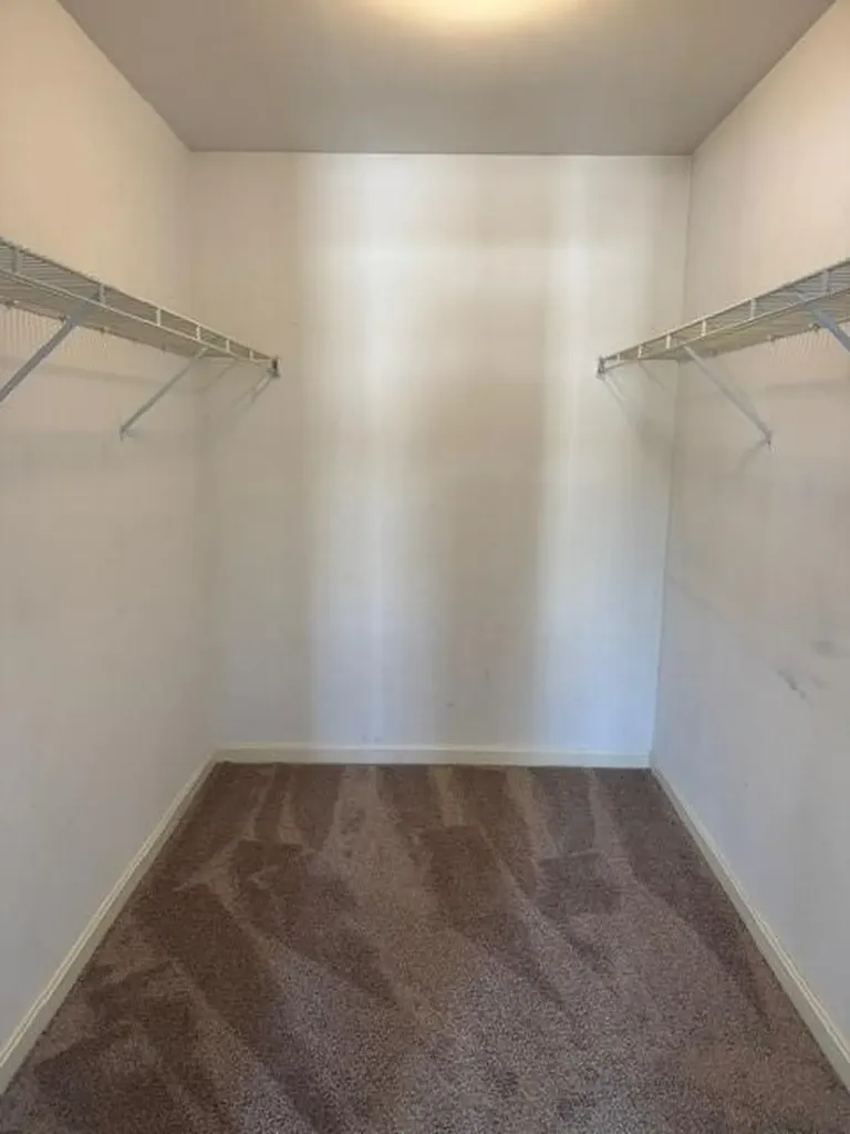 22 Derby Lane Cranston RI 02921