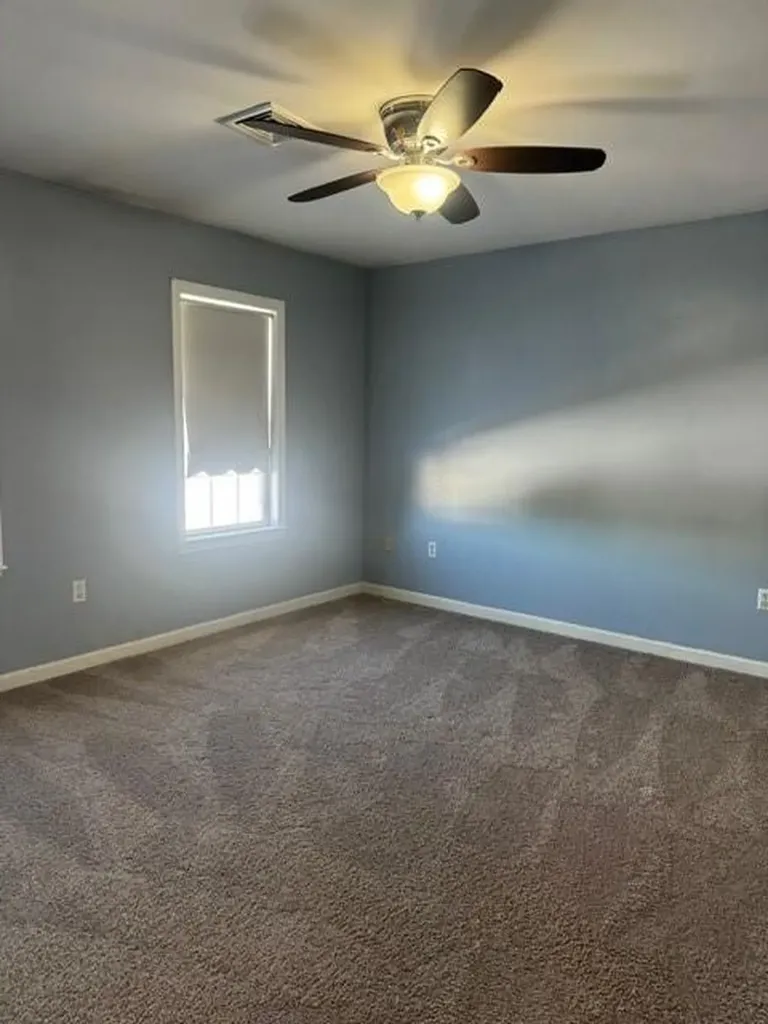 22 Derby Lane Cranston RI 02921