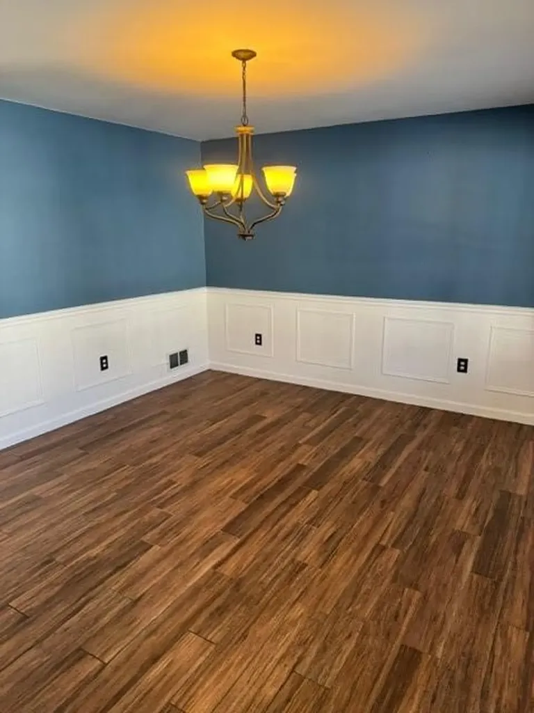 22 Derby Lane Cranston RI 02921