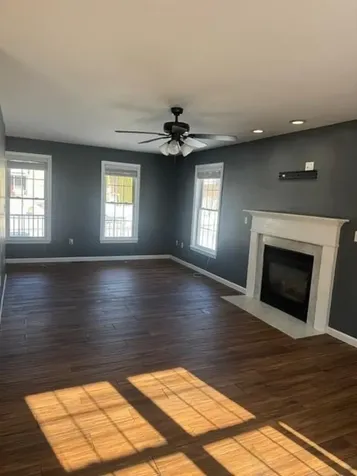 22 Derby Lane Cranston RI 02921