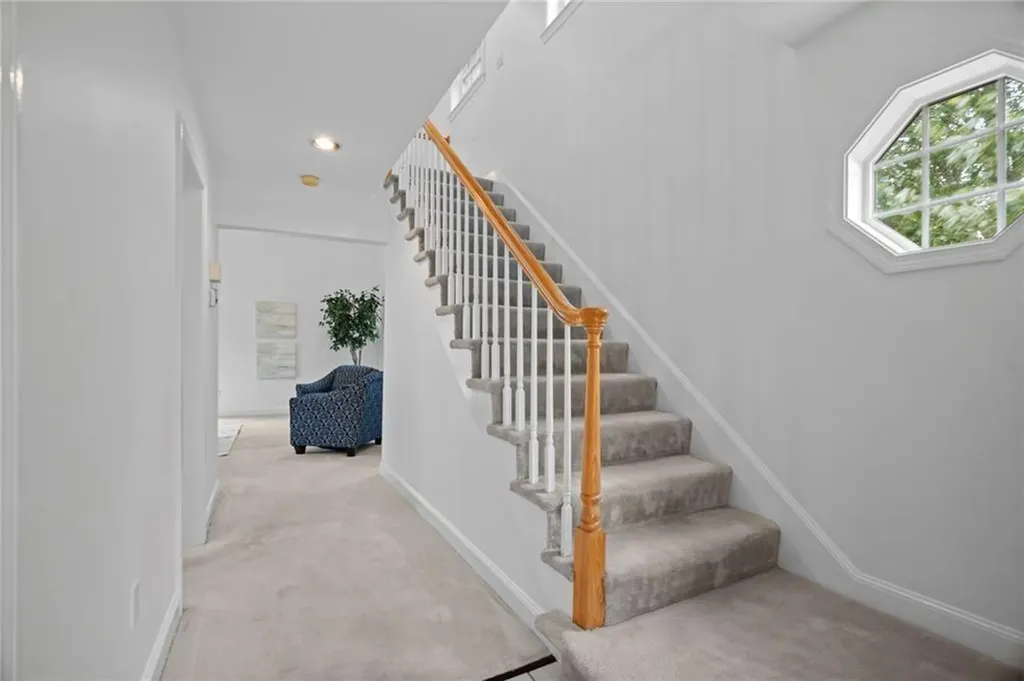 510 Corey Lane Middletown RI 02842