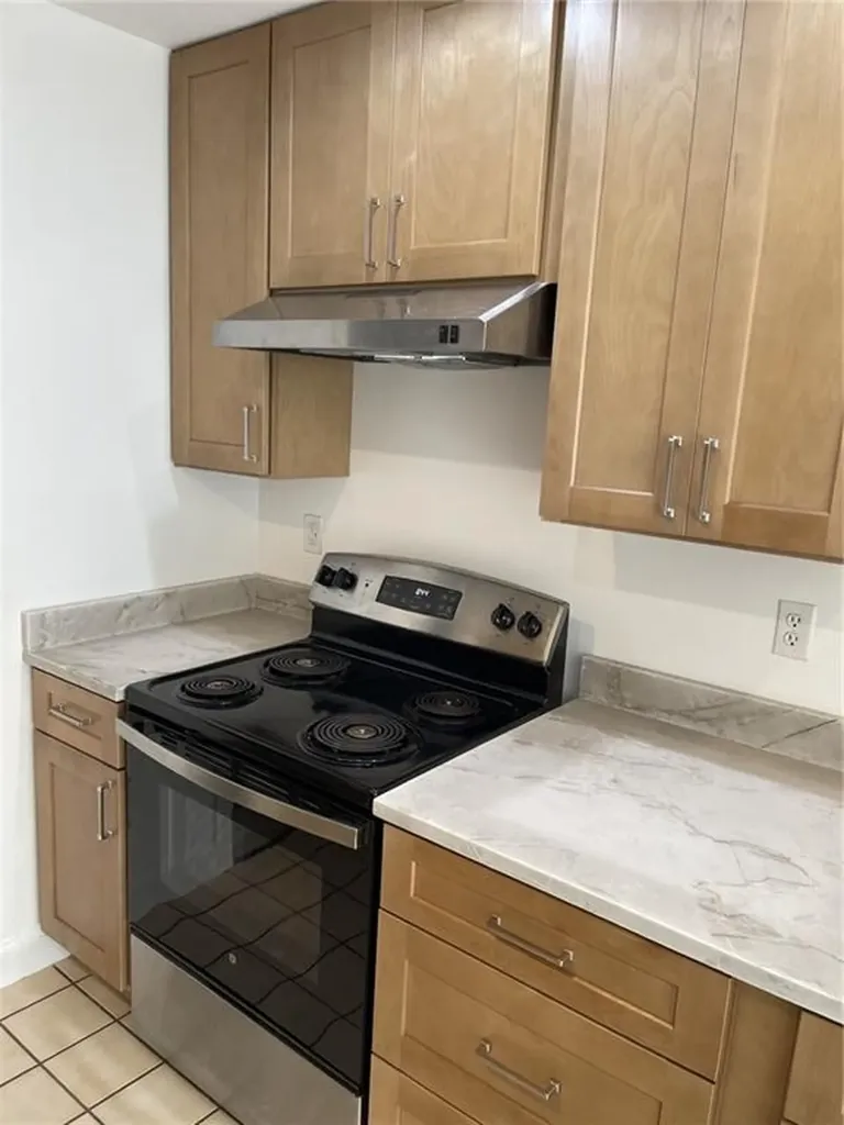 510 Corey Lane Middletown RI 02842
