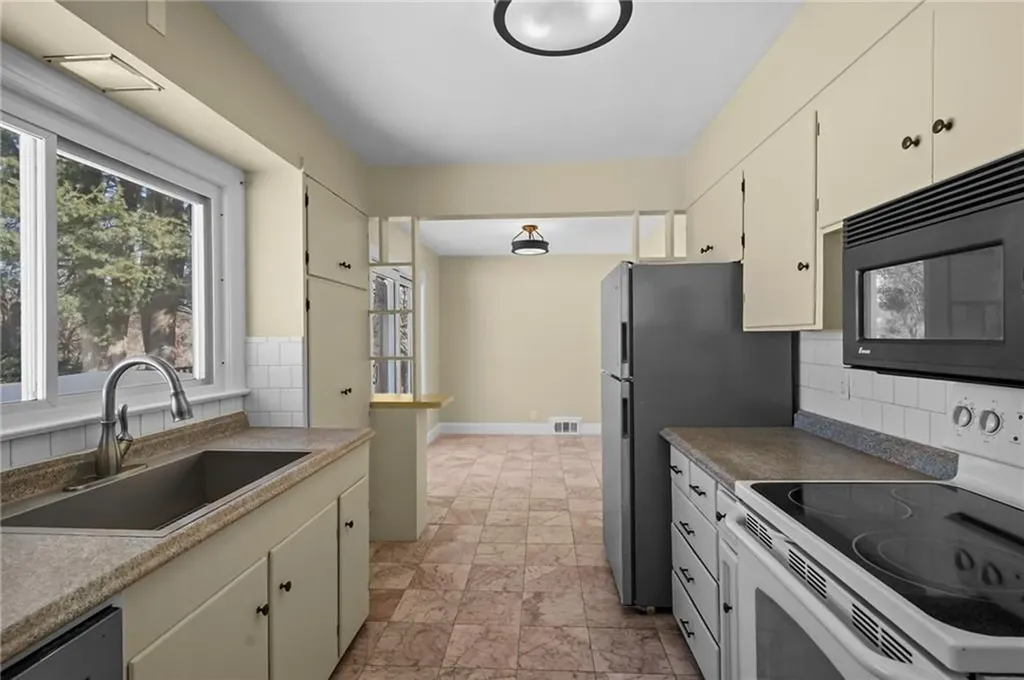 48 Nate Whipple Highway Cumberland RI 02864