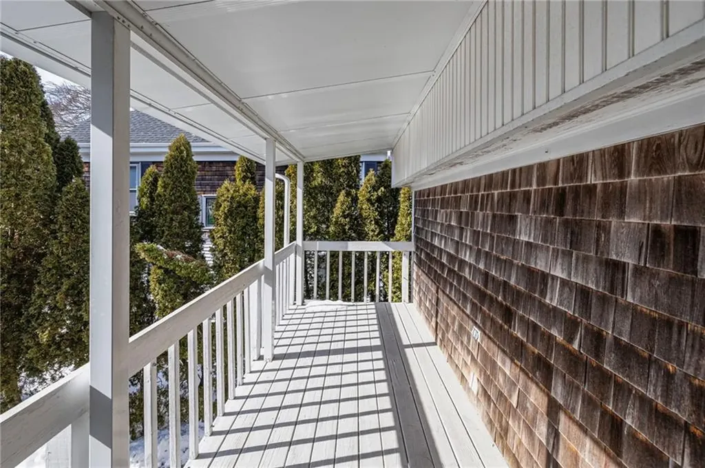 77 Narragansett Avenue Jamestown RI 02835