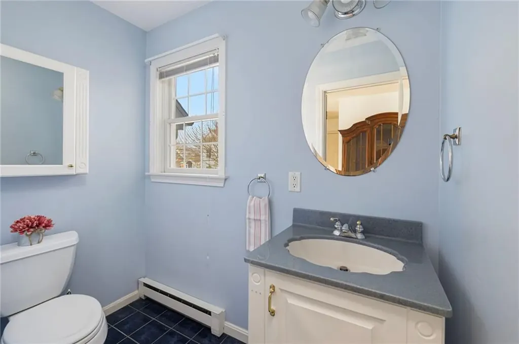 77 Narragansett Avenue Jamestown RI 02835