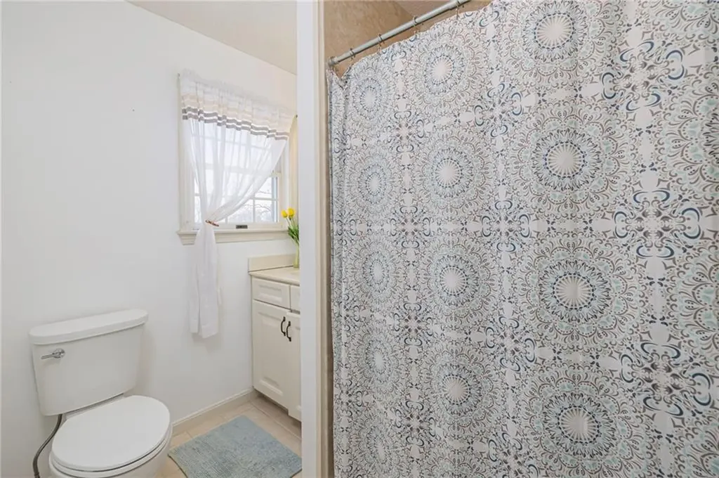 77 Narragansett Avenue Jamestown RI 02835