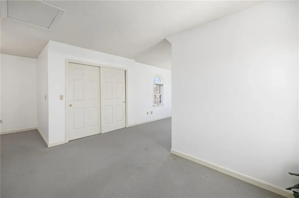 77 Narragansett Avenue Jamestown RI 02835