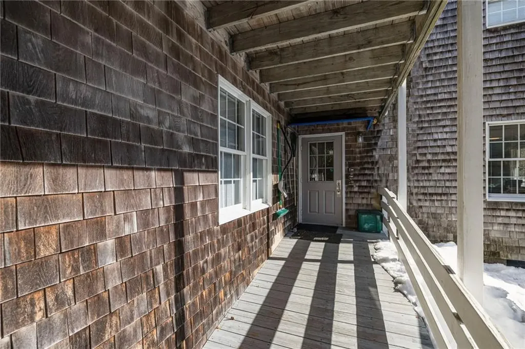 77 Narragansett Avenue Jamestown RI 02835