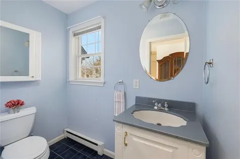 77 Narragansett Avenue Jamestown RI 02835