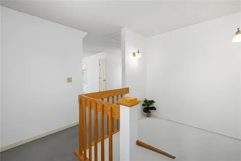 77 Narragansett Avenue Jamestown RI 02835