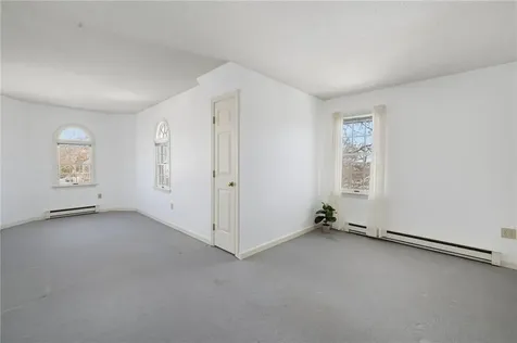 77 Narragansett Avenue Jamestown RI 02835