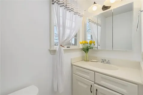 77 Narragansett Avenue Jamestown RI 02835