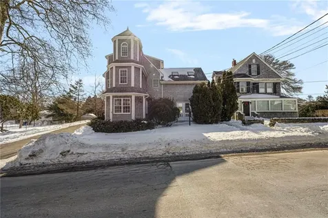 77 Narragansett Avenue Jamestown RI 02835