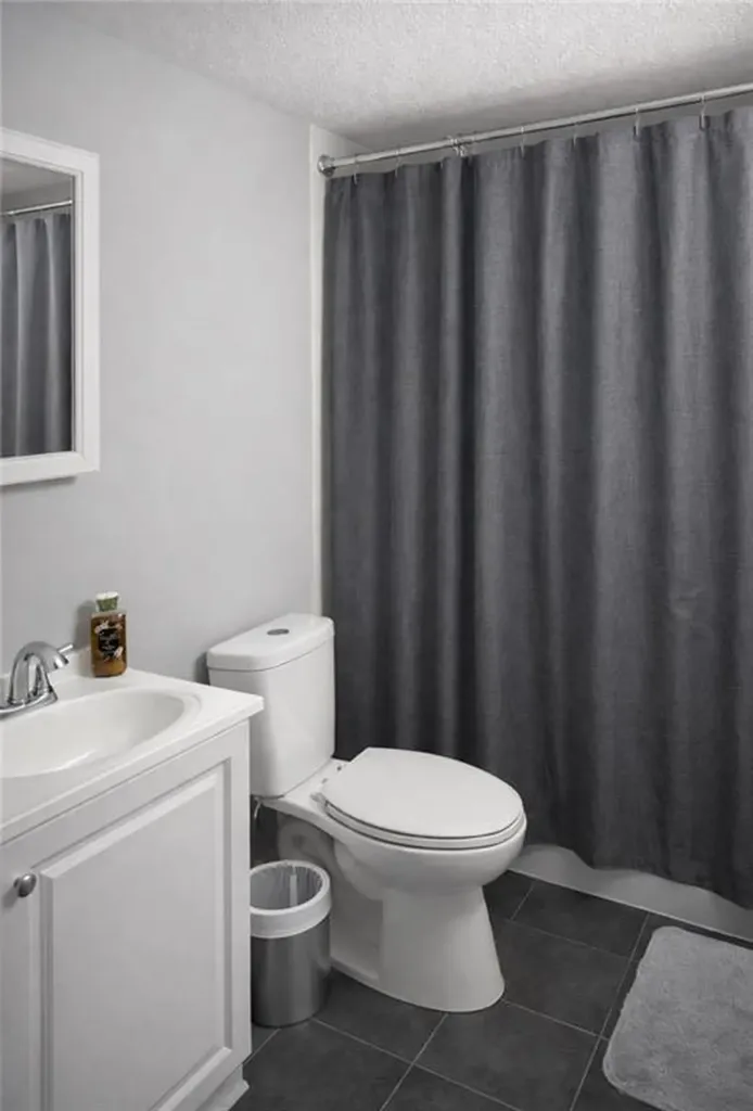 33 Princess Avenue Cranston RI 02920