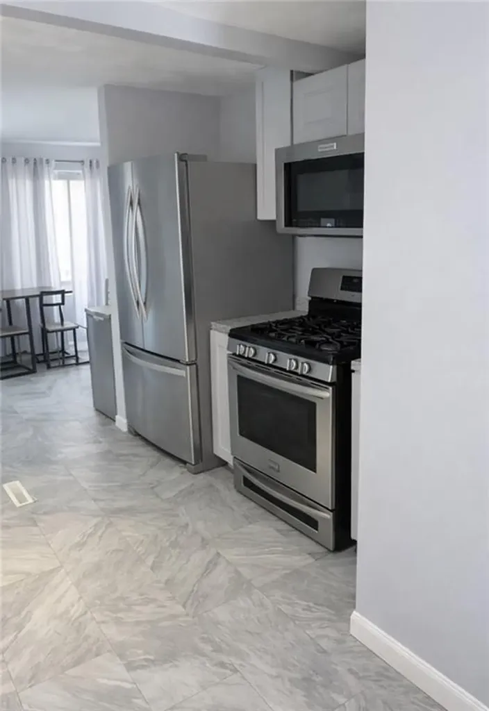 33 Princess Avenue Cranston RI 02920