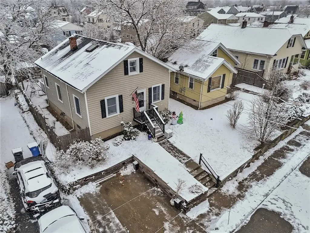 63 Taft Street Cranston RI 02905