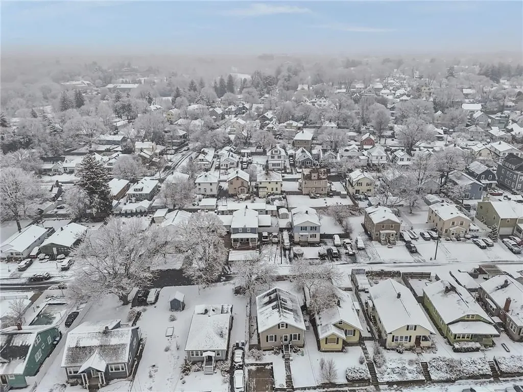 63 Taft Street Cranston RI 02905