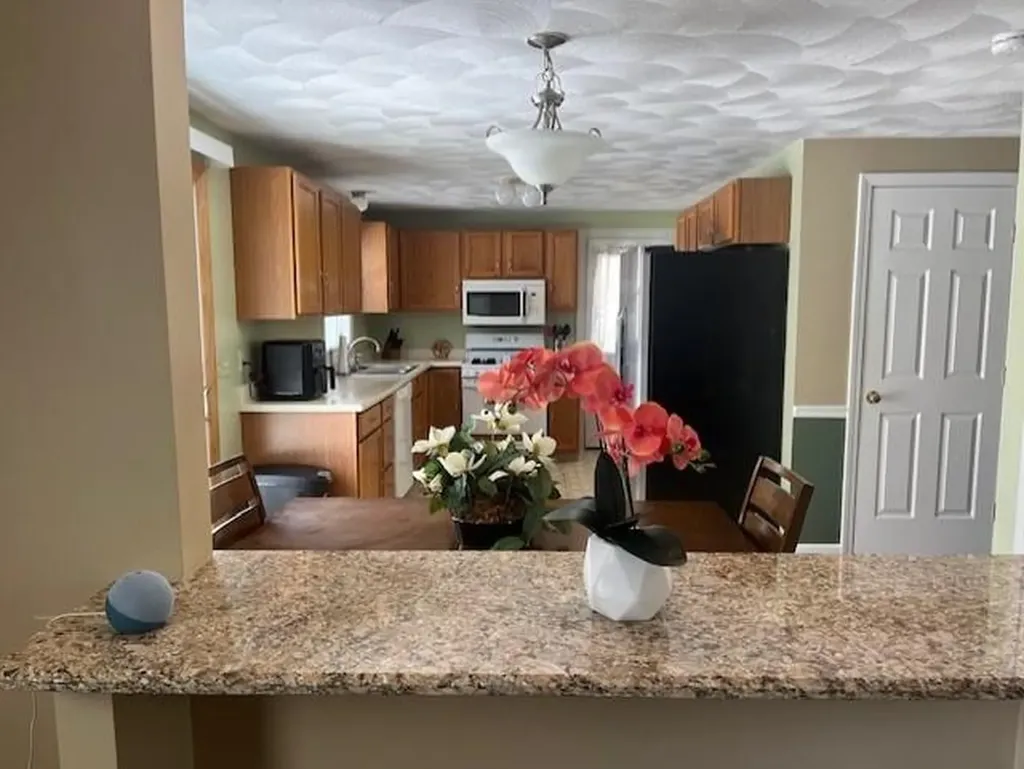 151 Dover Avenue East Providence RI 02914