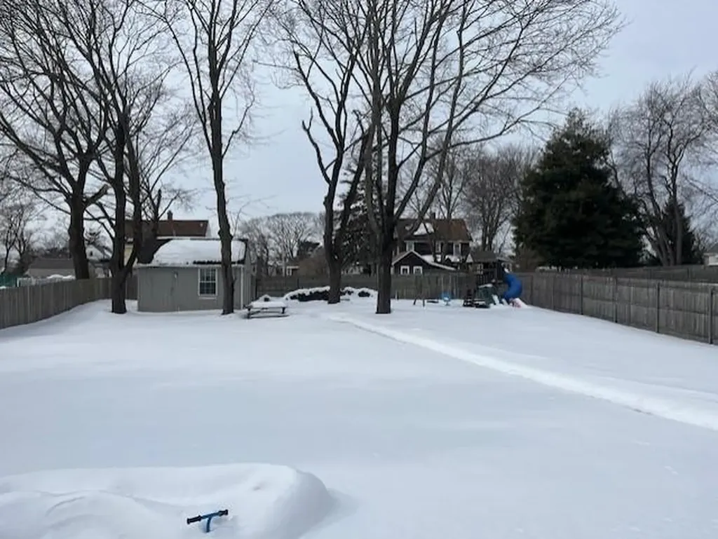 151 Dover Avenue East Providence RI 02914