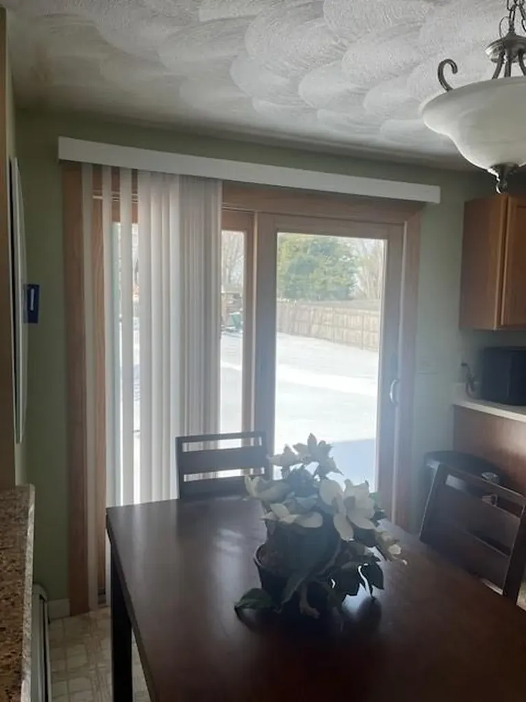 151 Dover Avenue East Providence RI 02914