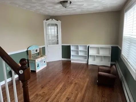 151 Dover Avenue East Providence RI 02914