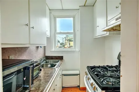 198 Ledge Street Providence RI 02904