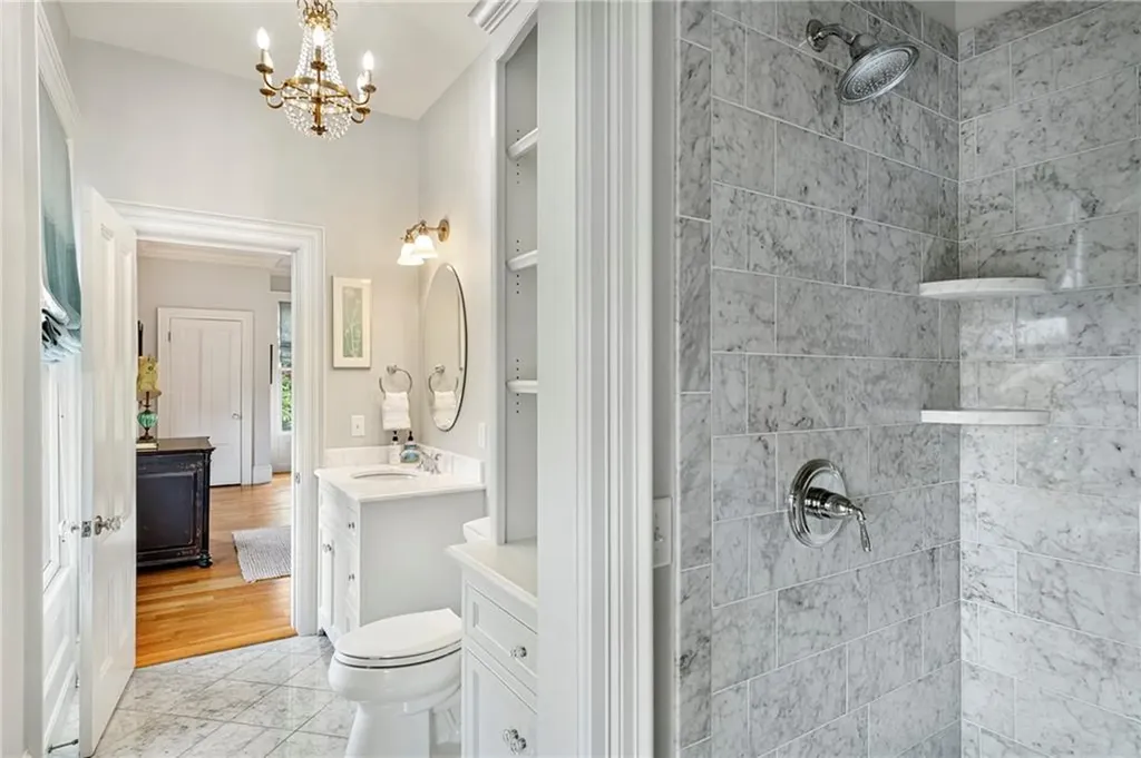 15 Berkeley Avenue Newport RI 02840