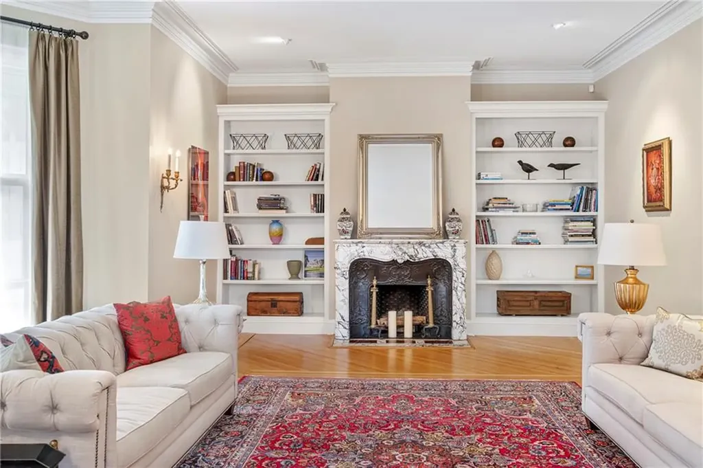 15 Berkeley Avenue Newport RI 02840