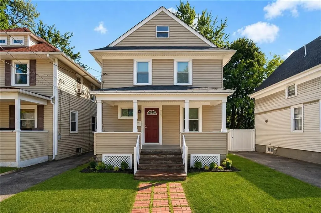 358 Northup Street Cranston RI 02905