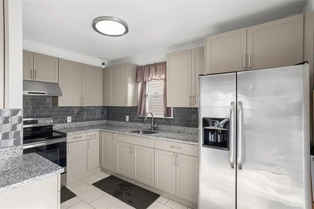 358 Northup Street Cranston RI 02905