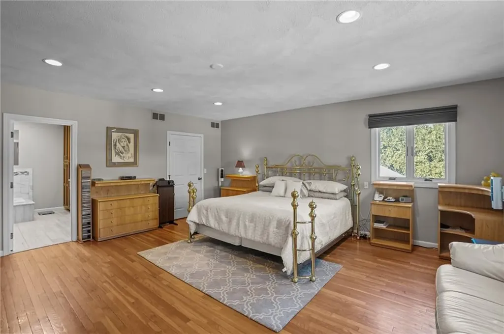 82 Mountain Laurel Drive Cranston RI 02920